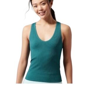 Athleta aurora rib tank size M, teal blue, stretchy workout top